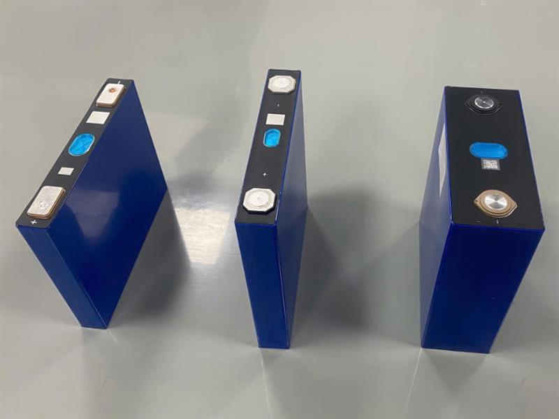 So sánh Cell Pin – EVE A+ / Cell Pin – GUOXUAN A+ dùng cho xe điện khác Cell Pin dùng cho năng lượng như thế nào?