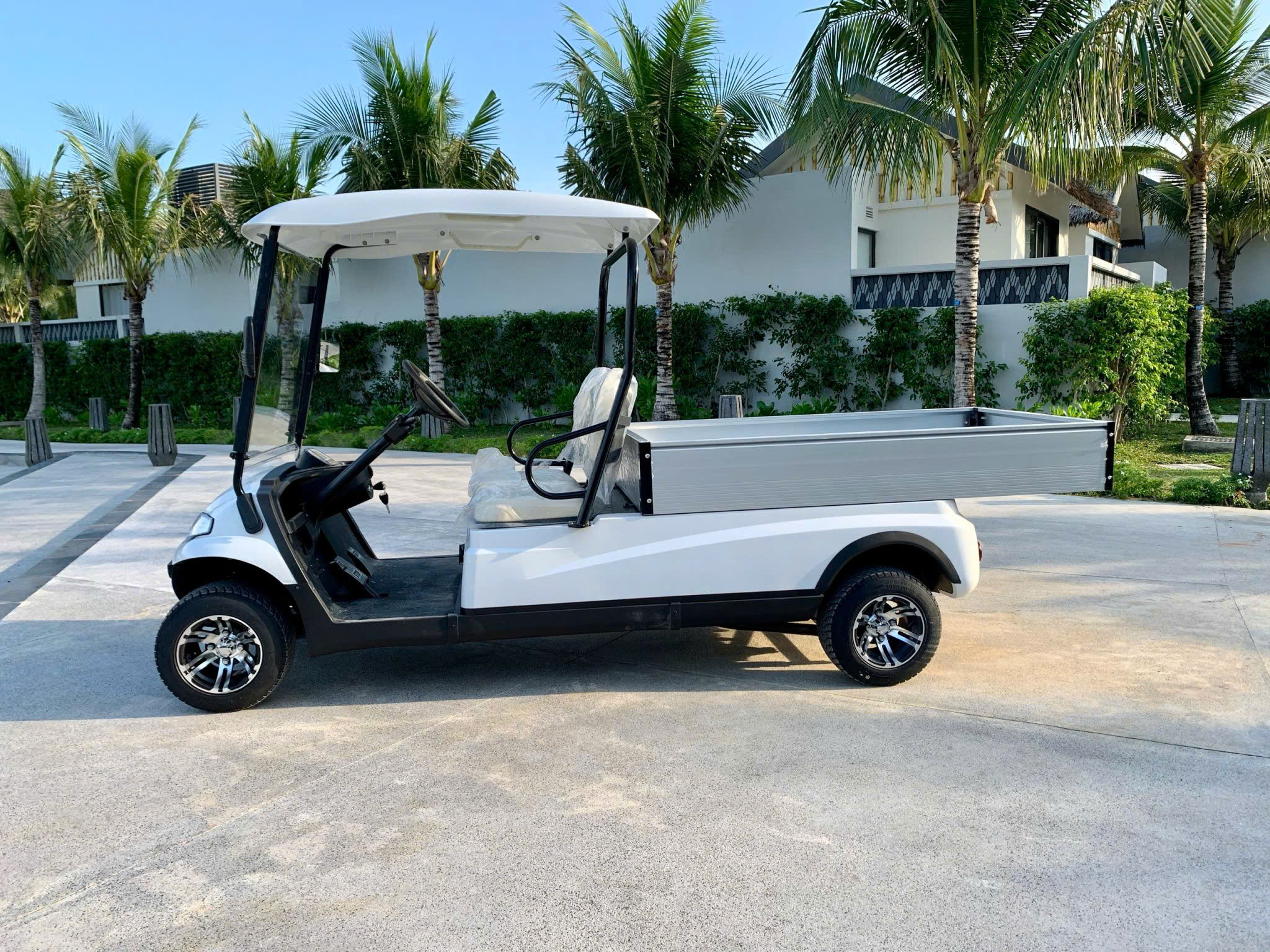 Xe điện thùng lửng